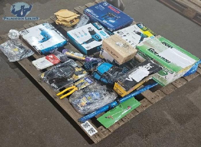 APROXIMADAMENTE 20 UTENSÍLIOS EM FERRAMENTAS