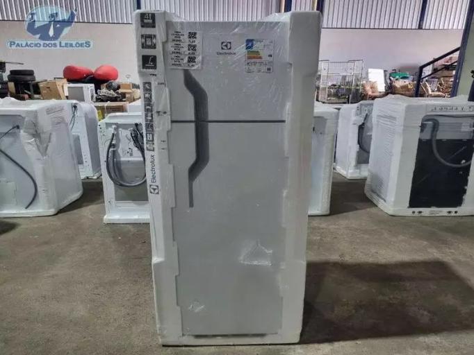 REFRIGERADOR CONGELADOR ELECTROLUX