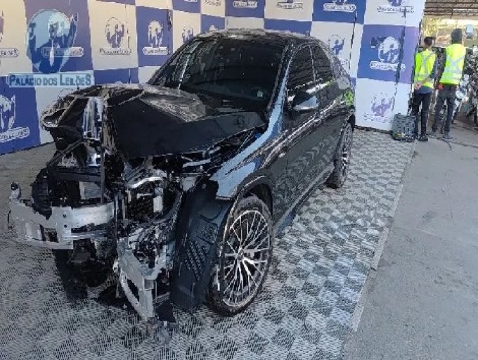 MERCEDES BENZ AMG 25/25